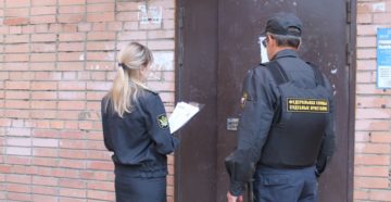 Как вывезти имущество из опечатанного помнещения судебных приставов